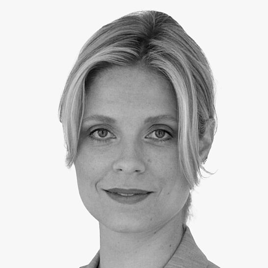 [Translate to Deutsch (Schweiz):] Portraitbild des Referenten in schwarz-weiß, Dr. Jaana-Sophia Kern