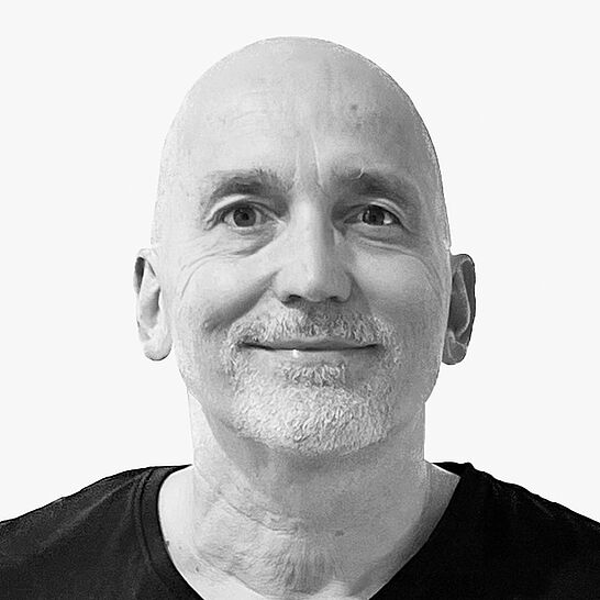 Portraitbild des Referenten in schwarz-weiß, Ingo Fritz