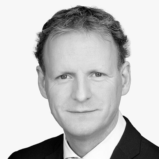 [Translate to Deutsch (Schweiz):] Portraitbild des Referenten in schwarz-weiß, Dr. Walter