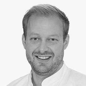 Camlog Veranstaltung Referent Oralchirurg Fynn Terveer